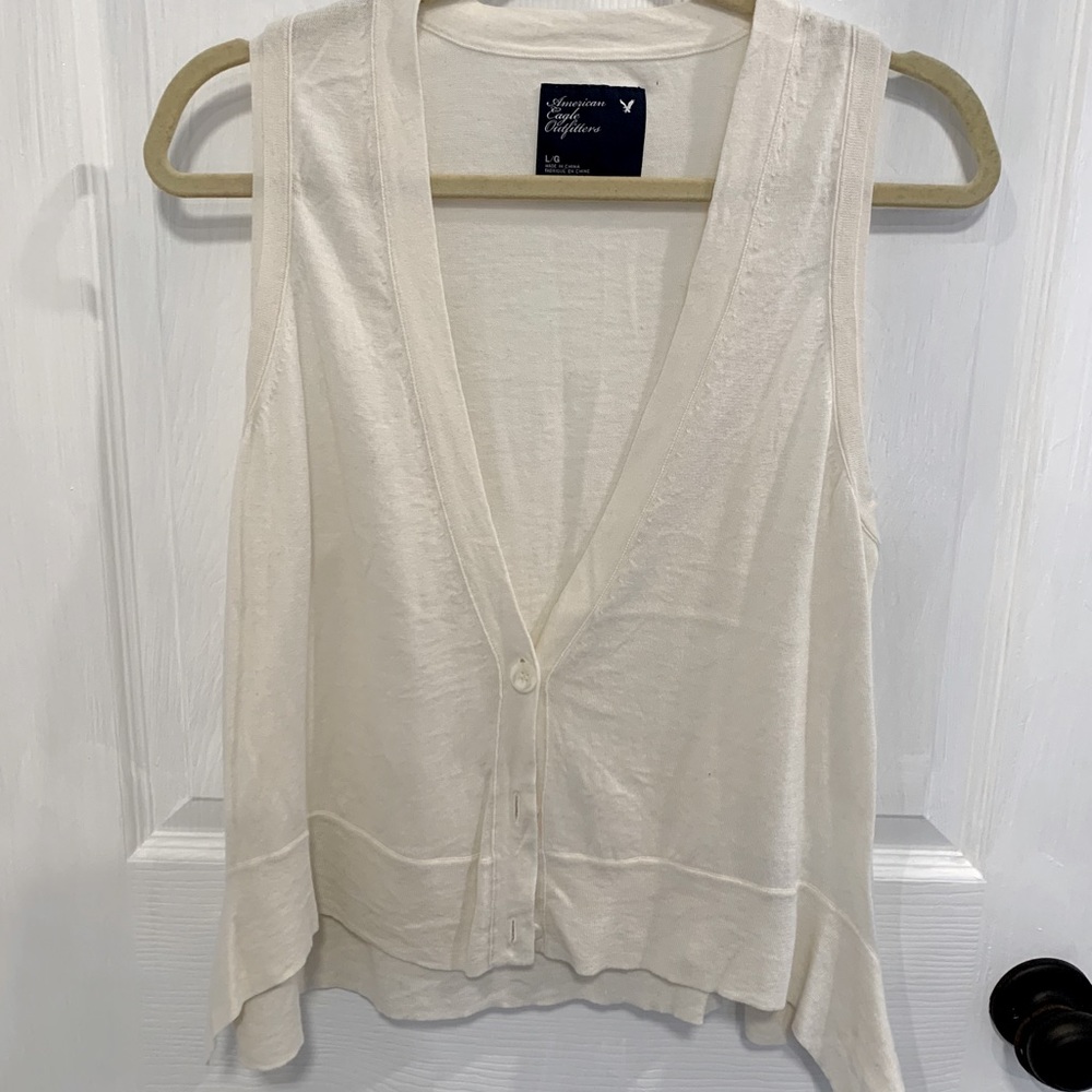 Cream American Eagle Knit Vest Size L